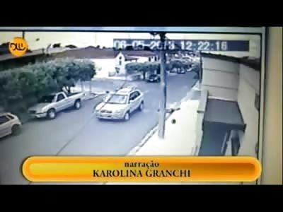 Loses his Helmet and Smashes his Head on Sidewalk in Fatal Accident caught on Tape (Watch Slow motion)