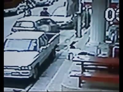 Teen being Brutally Stabbed, Knife gets Stuck inside Victims Back 