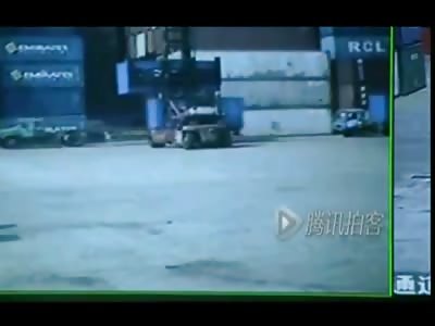 Truck Driver Crushed to Death by 4 Ton Container and a Forklift Driver BIG Mistake