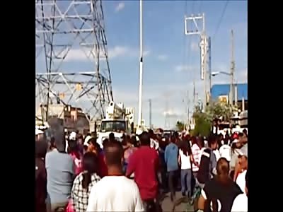 New Suicide: Man Falls to His Death in Front of a Shocked Crowd (Multiple Angles)