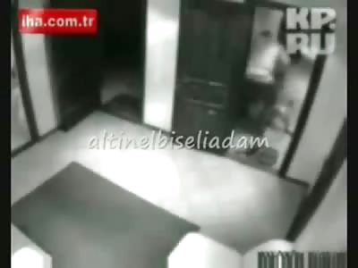 Shocking Video Shows Woman Savagely Beaten to Death with a Fire Extinguisher 