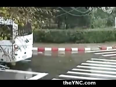 Little Girl in Pink Coat is Killed nest to her Mother in Terrible Bus Accident (Watch Slow Motion) 