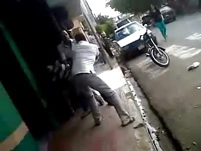 Man is Killed in Street Fight by being hit with Iron Bar Twice in the Head (Includes Aftermath)