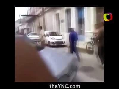 Fully Nude Woman is Arrested by other Female Officers in Cuba