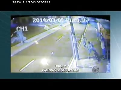 Man Stabbed to Death on the Street Following Minor Altercation as he Walks Away