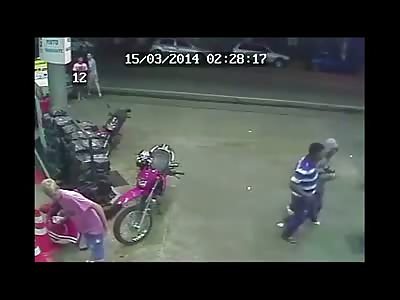 Imagine being Stabbed in the Back with a Fatal Attack and not Even Knowing It..(Boy in White hat is Victim) 