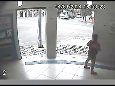 Rider vs Ambulance ... Head ON!!!