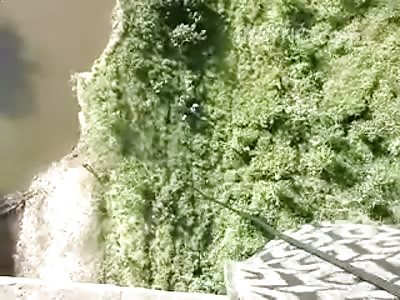 Horrible Repel Accident When Mans Equipment Fails Him