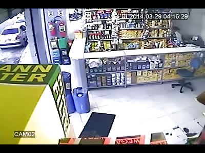 Man trying to Avoid Being Shot to Death is Chased Down and Killed in the Street (Multiple Angles) 