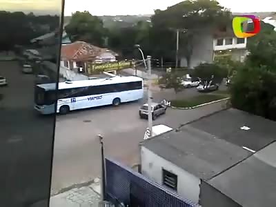 Man Dies after being Run Over 4 Times by Car, He had Previously Stabbed the Driver in a Fight