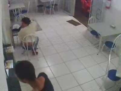 Failed Purse Thief Gets a Dose of Instant Karma