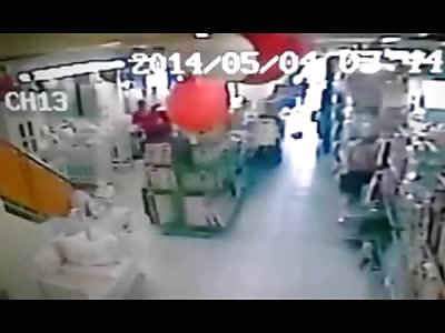 Off Duty Police officer is Shot Dead and Has his Sidearm Stolen