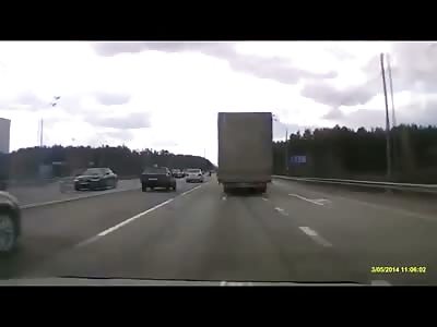 1 out of 3 Woman Crossing the Street Dont Make It against a Big Truck, the Other 2 are Horrified by What Happened 