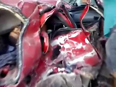 Man is Dead after Being Squished like a Sardine in his Car