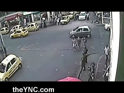 Man Sneaks up Behind Police Officer and Stabs him in the Back