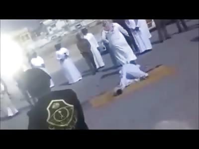 New Swift One Handed Beheading with a Razor Sharp Sword