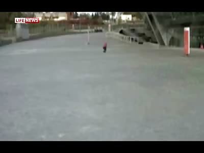 The luckiest Woman Today barely Survives a Building Falling on Top of Her 