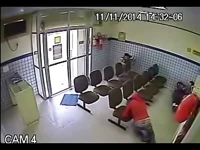 Off Duty Cop Reacts to Robber and is Shot (Dying Slowly in Agony)