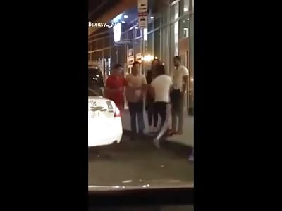 Little Guy Delivers Perfect Body Slam KO to a Much Bigger Opponent 