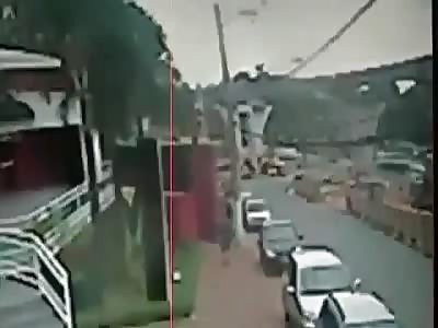 NEW VIDEO 17 Missing after Rio Bridge Collapse  