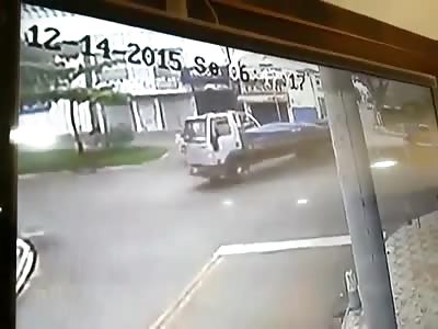 Fatal Accident Motorcyclists Run into Truck 