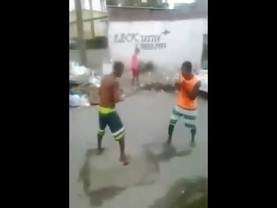 Fight Ends Quickly with Feet to the Face 