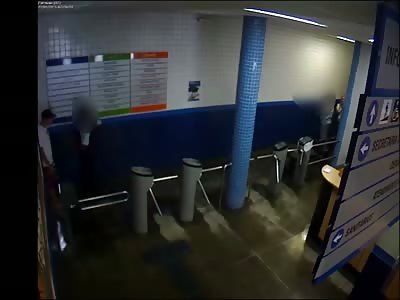 Drugged Invades Town Hall and Dies with Headshot