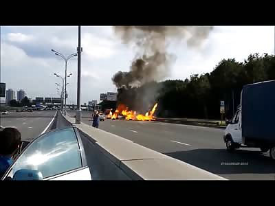 TRUCK CRASH - EXPLOSION - OF 36 PROPANE TANKS (Russia)