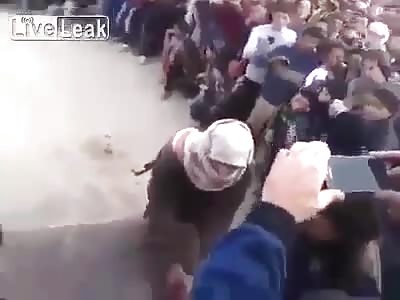 Man Gets Hand Chopped Off For Stealing