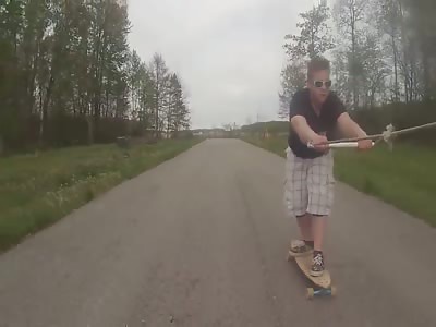 LONGBOARD CRASH