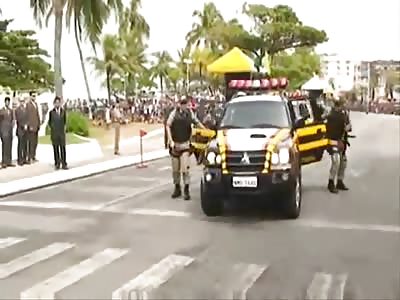 Brazilian SWAT Presentation - EPIC FAIL! Crashes car, suspect's gun falls on the ground LOL