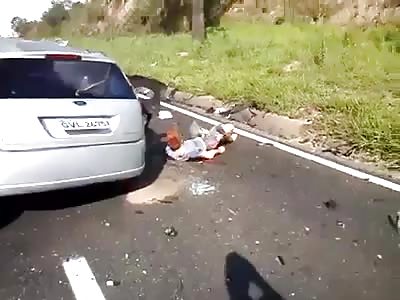 *Brazil* HORRIFIC car crash leaves everyone dead, but a beautiful girl agonizing to death