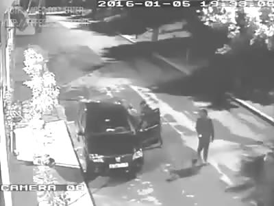 MAN ATTACKED WITH SWORD AND ROBBED IN CASABLANCA