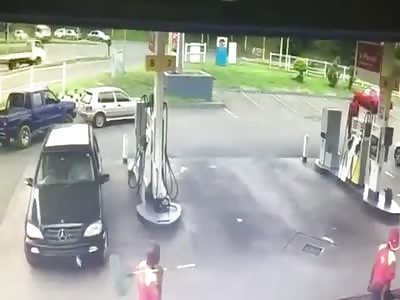 MINIBUS TAXI CRASHES INTO CAR AT PETROL STATION