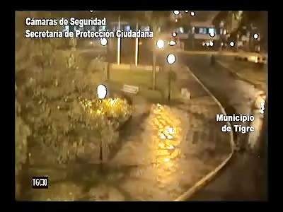 FANTASTIC: FULL COVERAGE OF CAR AND TRAIN ACCIDENT