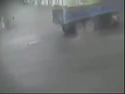 HEAD ON COLLISION ACCIDENT WITH TRUCKS LEAVES 3 DEAD