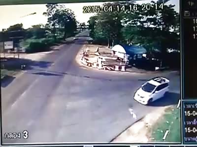 ACCIDENT INVOLVING THREE VEHICLES