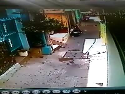 MOTORCYCLE THIEF CAUGHT IN THE ACT