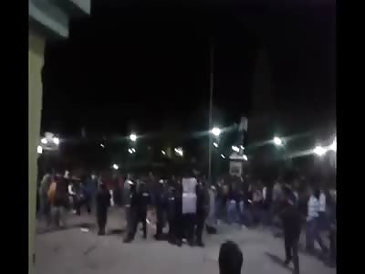 TWO KIDNAPPERS BURNED ALIVE