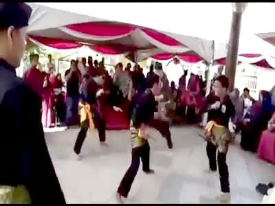 TEENAGER DIES STABBED DURING PERFORMANCE AT A WEDDING