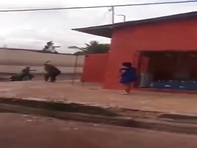 MAN'S HAND SEVERED IN MACHETE FIGHT 