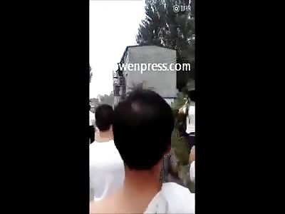 MAN ON A ROOF KILLED BY POLICE