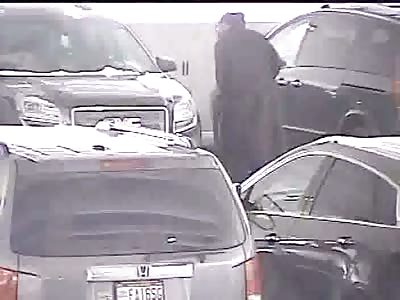 Mentally Unstable Man Attacks Airport Police is Shot and Killed 