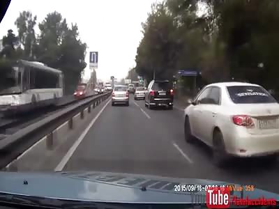 Excellent PIT maneuver by truck