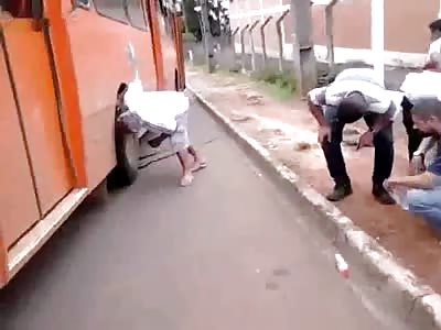 Motorcycle Rider vs. Bus ..... Guess Who Won 