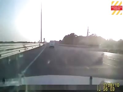 The driver of the van was burned alive after an accident with a truck 