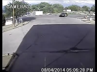 Nut rams cop car at high speed then shot dead in the street