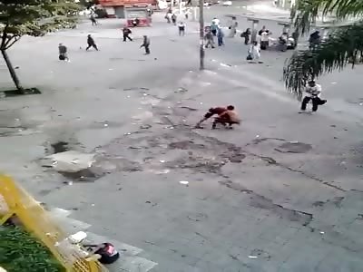 Guy enter in a Fight with a knife and kill a man in Rio de Janeiro